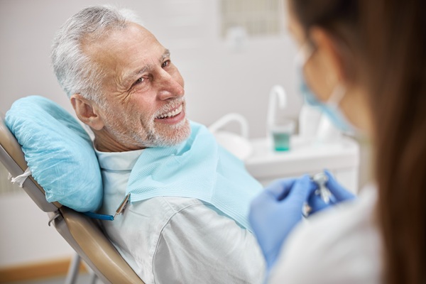 Proper Denture Care: Tips For A Comfortable, Long Lasting Fit